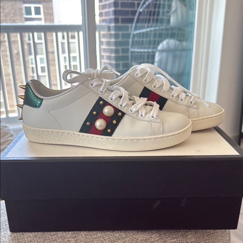 Gucci Ace Studded 'White' 
White Sneakers with Green and Red Stripe